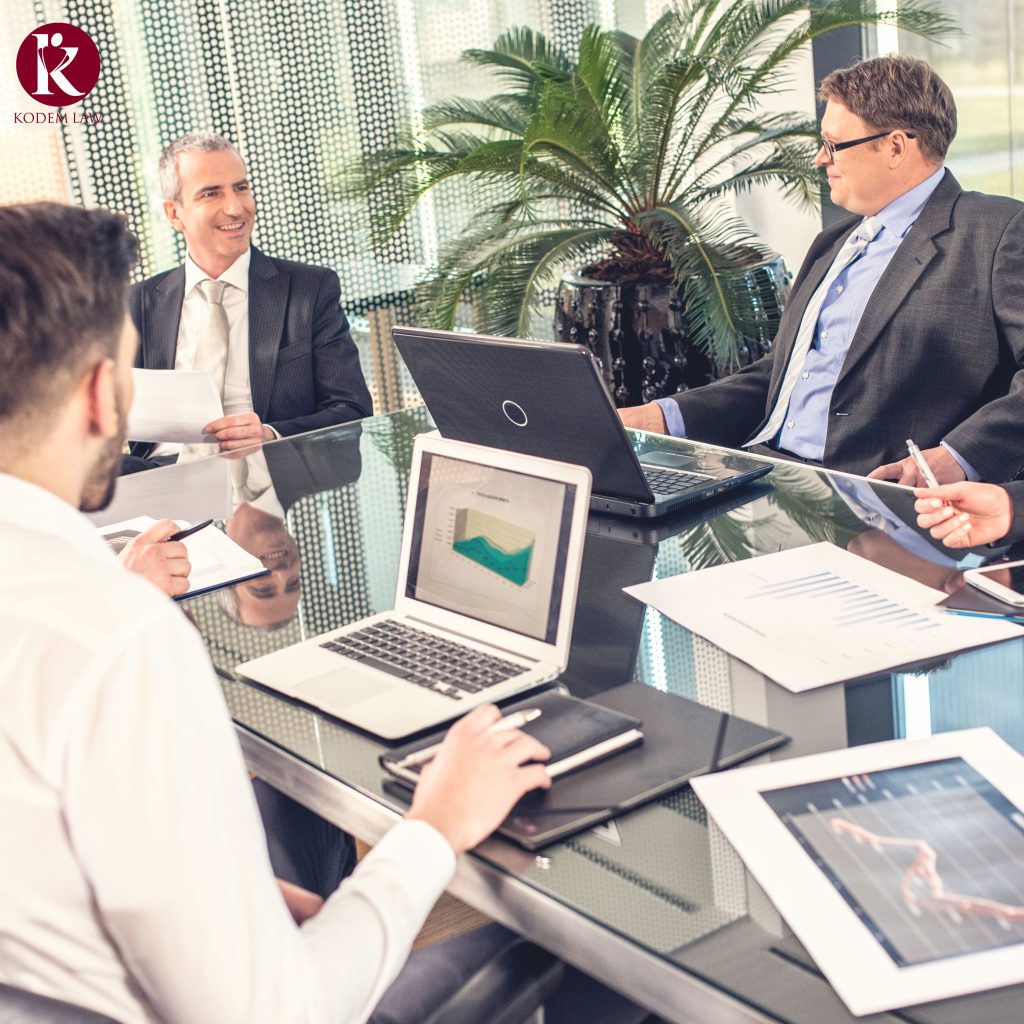 Intracompany Transfers in 2025 Strategy for L1 H1B and EB1C Visa Paths