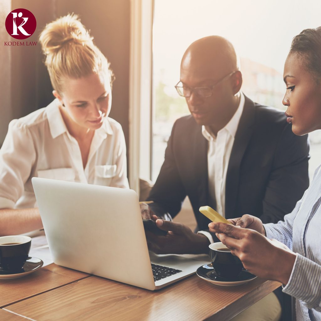 What Foreign Entrepreneurs Must Know Before Opening a Business in the U.S. (Legal Checklist)