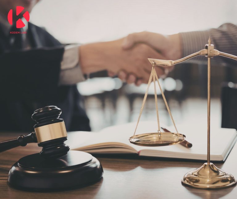 Strategic Approaches to Resolving Business Disputes Early Settlement vs. Trial